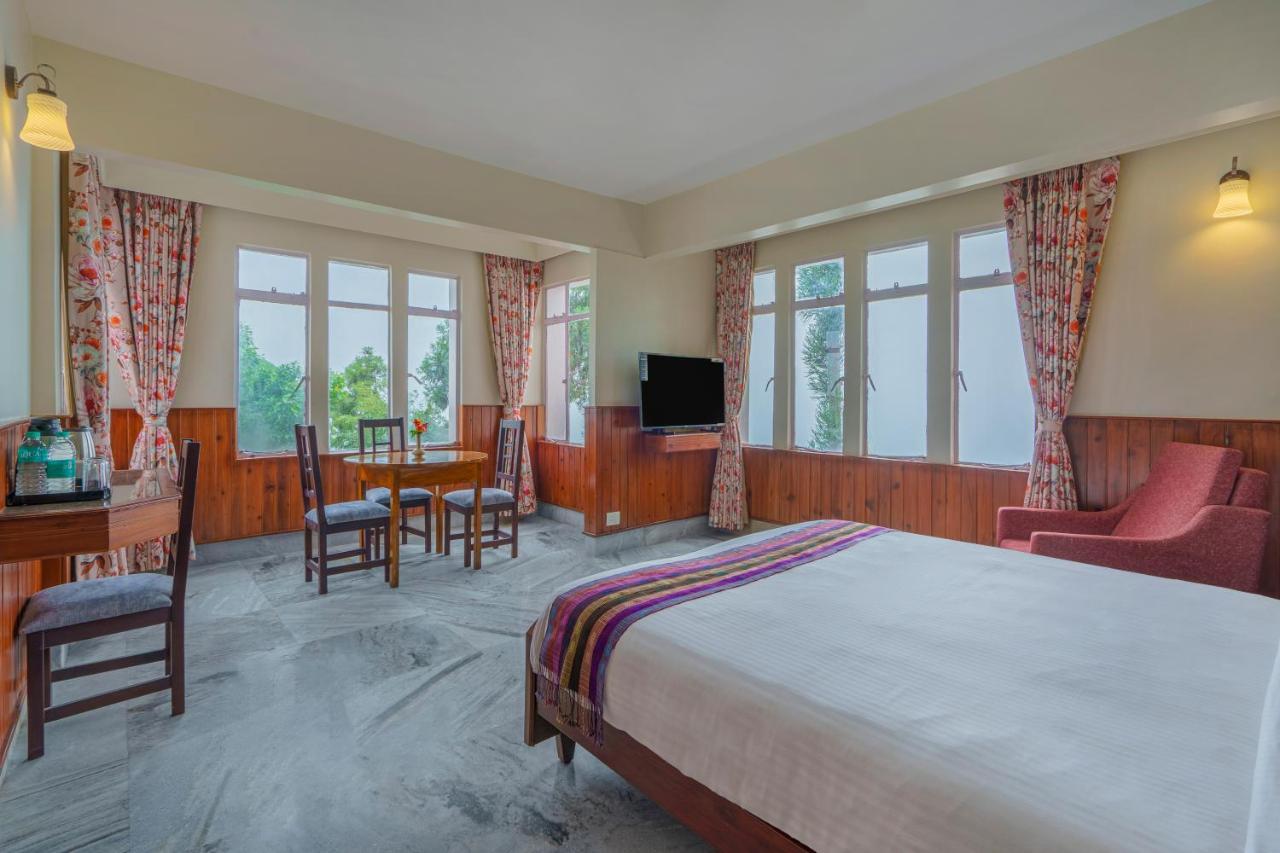 สเตอร์ลิง พาร์ค กาลิมปง Hotel ภายนอก รูปภาพ